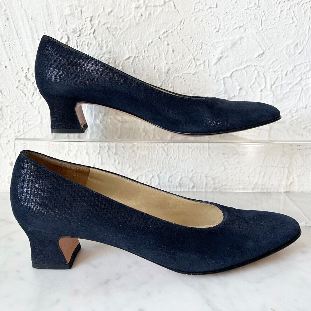 Salvatore Ferragamo Dark Blue Pebbled Suede Pumps Size 9.5 Narrow Dublino in Box